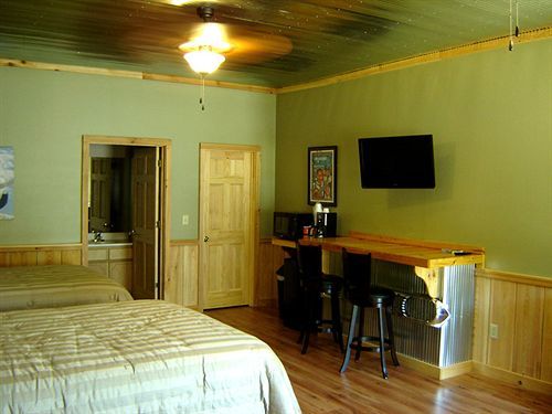 Bluestown Inn 克拉克斯代尔 外观 照片